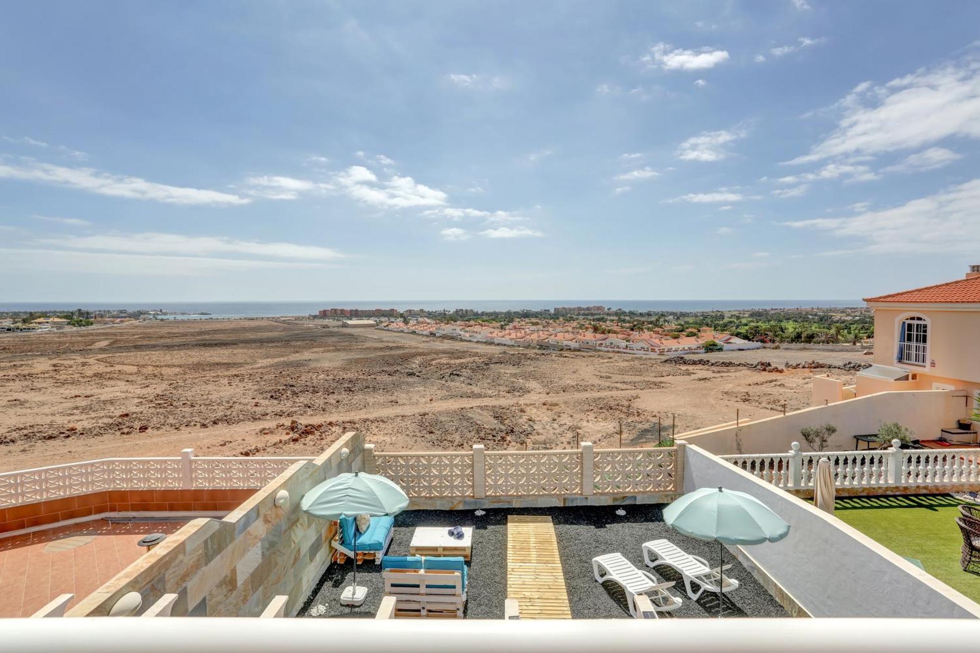 Minerva Villa Caleta De Fuste Exterior photo